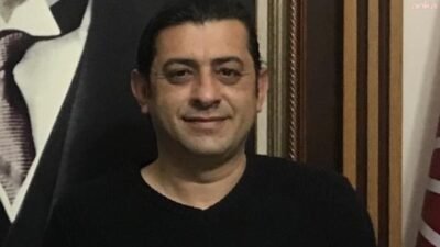 CHP Manisa İl Başkanı İlksen Özalper, önceki dönem il yöneticilerinden
