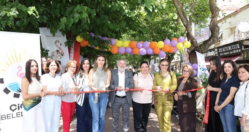 Çiğli Belediyesi’nin kurslarında eğitim alan kadınların yıl boyunca hazırladığı el