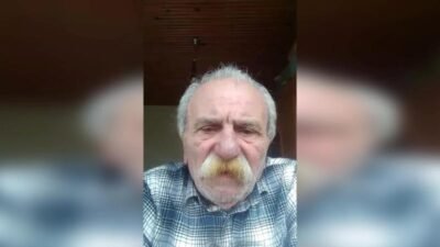 Kişisel sosyal medya hesabında arkadaşlarıyla kurduğu mütevazı çilingir sofrasını paylaşan
