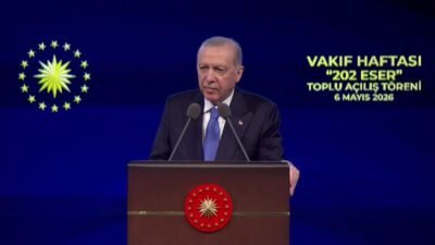 Cumhurbaşkanı Recep Tayyip Erdoğan, "Milli ve manevi değerlerine bağlı bir