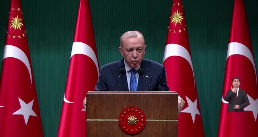 Cumhurbaşkanı Recep Tayyip Erdoğan, Kabine Toplantısı’nın ardından yaptığı açıklamada “Kamu