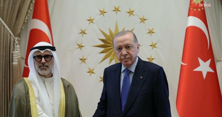 Cumhurbaşkanı Recep Tayyip Erdoğan, Kuveyt Dışişleri Bakanı Cerrah el-Ahmed es-Sabah'ı Cumhurbaşkanlığı