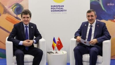 Cumhurbaşkanı Yardımcısı Cevdet Yılmaz, Avrupa Siyasi Topluluğu Zirvesi kapsamında bulunduğu