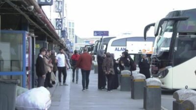 9 günlük bayram tatili öncesi Esenler Otogarı sakin günlerini geçiriyor.