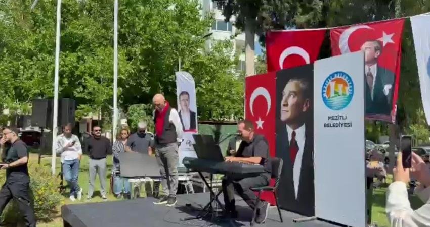 Mezitli Belediye Başkanı Ahmet Serkan Tuncer; Deniz Gezmiş, Yusuf Aslan