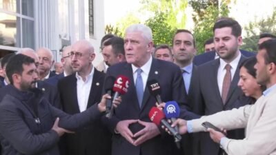 İYİ Parti Genel Başkanı Müsavat Dervişoğlu, "Her bayram namazı çıkışında