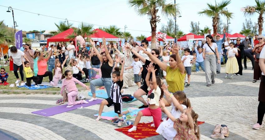 Didim Belediyesi tarafından düzenlenen "Sevginin Ritmi: Anneler Günü Buluşması" etkinliğine