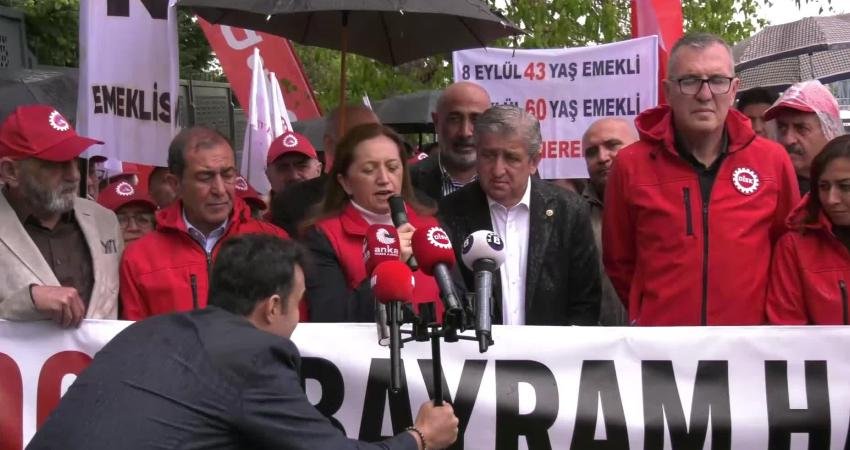 DİSK Genel Başkanı Arzu Çerkezoğlu, bayram ikramiyelerinin en az asgari