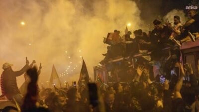 Diyarbakır Valiliği'nin açıklamasında, Amedspor’un Süper Lig’e yükselmesi nedeniyle yapılan kutlamalarda