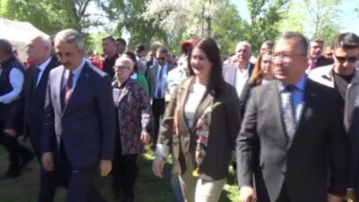 Edirne Belediye Başkanı Filiz Gencan, "Kakava ateşi ayrıştırmaz, birleştirir ve