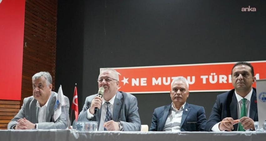 Edremit Belediye Başkanı Mehmet Ertaş, halk buluşmalarının üçüncü durağında Şükrü