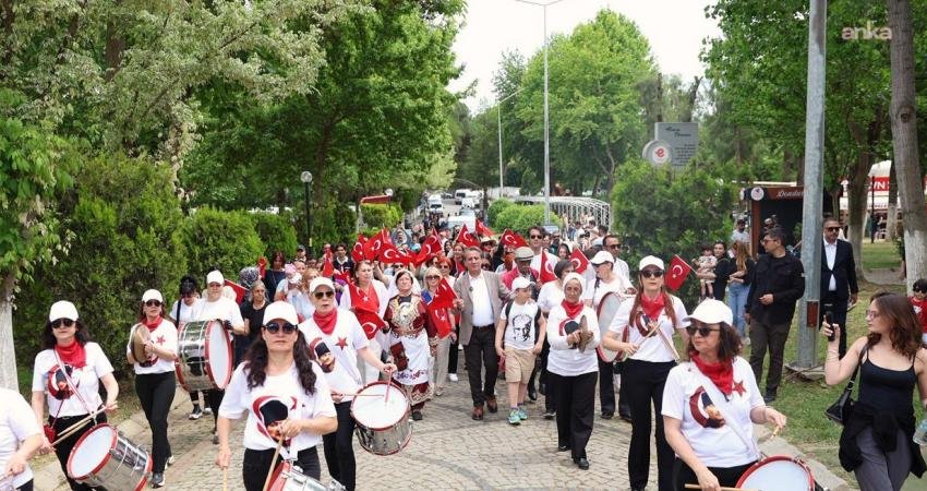 2. Efeler Gençlik Şenliği, Pınarbaşı Mesire Alanı’nda yüzlerce vatandaşın katılımıyla