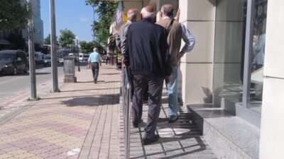 Osmaniye'nin Kadirli ilçesinde emekliler 4 bin lira bayram ikramiyesinin yetersiz