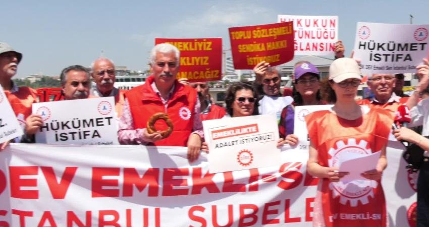 Açlık sınırının dahi altında kalan emekli aylıklarıyla geçinemediklerini belirten emekliler