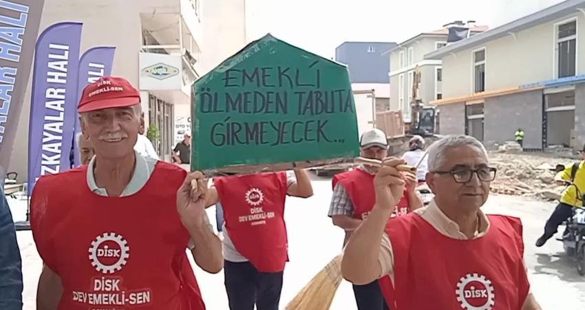 DİSK'e bağlı DEV Emekli-Sen Osmaniye Şubesi, emeklilerin sorunlarını dile getirmek