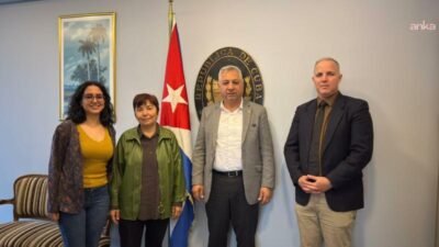 Emek Partisi (EMEP) Genel Başkanı Seyit Aslan, Küba'nın Ankara Büyükelçiliği'ni