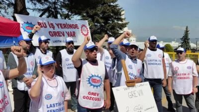 EMEP Genel Başkan Yardımcısı Arzu Erkan ve beraberindeki parti heyeti,