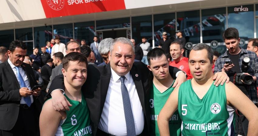 Keçiören Belediyesi tarafından 10-16 Mayıs Engelliler Haftası dolayısıyla düzenlenen Engelsiz