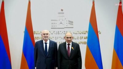 Ermenistan Başbakanı Nikol Paşinyan, AGİT Genel Sekreteri Feridun Sinirlioğlu ile