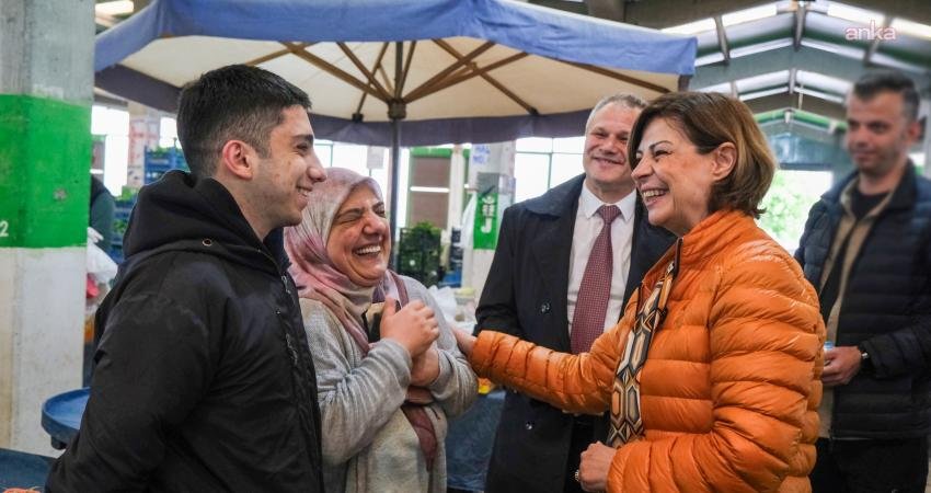 Eskişehir Büyükşehir Belediye Başkanı Ayşe Ünlüce, Uluönder Kapalı Pazar Yeri’ni