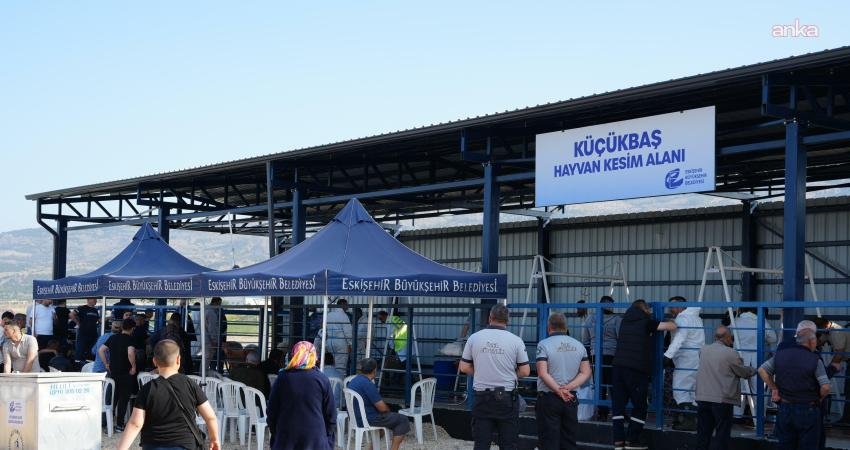 Eskişehir Büyükşehir Belediyesi, Kurban Bayramı öncesinde vatandaşların ibadetlerini sağlıklı, güvenli
