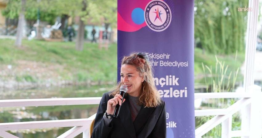 “Filenin Sultanları”nın başarılı isimlerinden Meryem Boz, Eskişehir Büyükşehir Belediyesi’nin gençlere