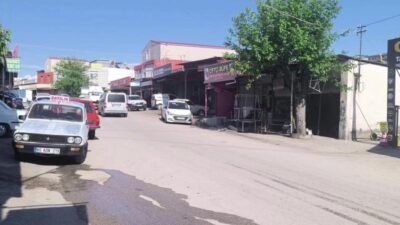 Kadirli'de eski sanayi sitesi esnafı,  Kadirli Kaymakamlığı'nın yapımını planladığı Yeni