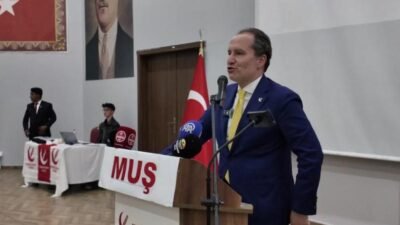 Yeniden Refah Partisi Genel Başkanı Fatih Erbakan, iktidarın ekonomi politikalarını