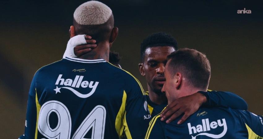 Trendyol Süper Lig’in 32. haftasında Fenerbahçe, sahasında Rams Başakşehir’i 3-1