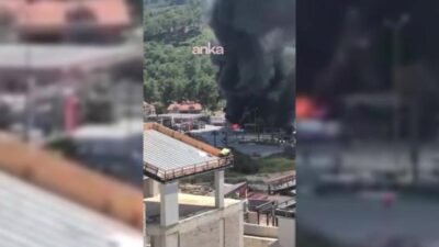Muğla’nın Fethiye ilçesine bağlı Göcek Mahallesi’nde bir akaryakıt istasyonunda, tankerin