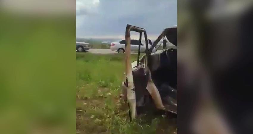 Gaziantep'in Oğuzeli ilçesinde Kayacık Barajı yakınlarında etkili olan hortumun savurduğu