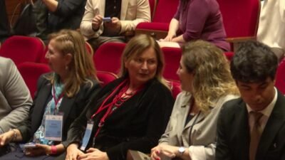 İzmir Büyükşehir Belediyesi ve Acil Afet Ambulans Hekimleri Derneği (AAHD)