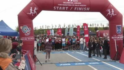 ABB Başkanı Mansur Yavaş, Geleneksel Ankara Yarı Maratonu ve Halk