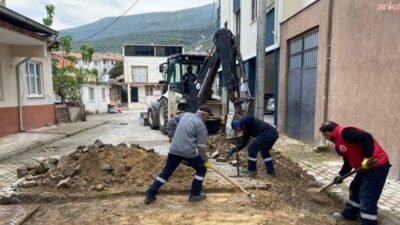 Gemlik Belediyesi Acil Müdahale Ekibi, ilçe genelinde ihtiyaç duyulan noktalarda