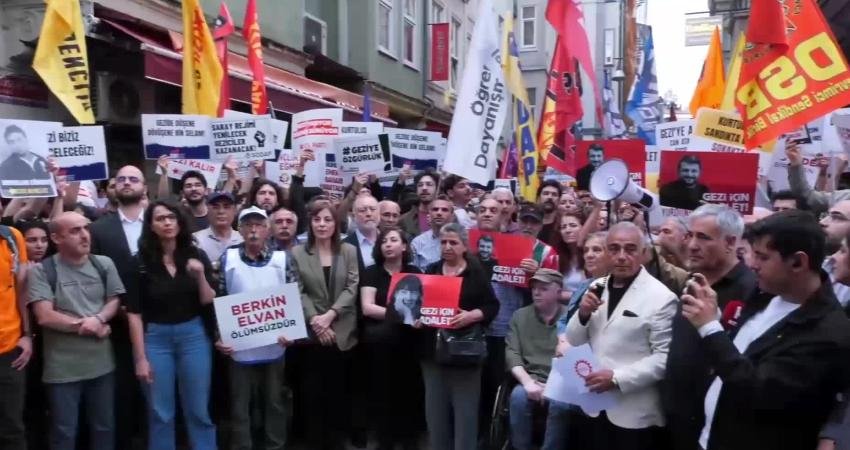 Gezi’nin 13. yılında Taksim’de açıklama: Gezi, sadece bir park değil adalet talebidir Gezi Direnişi'nin 13. yılında Taksim Mis Sokak'ta akşam saatlerinde bir