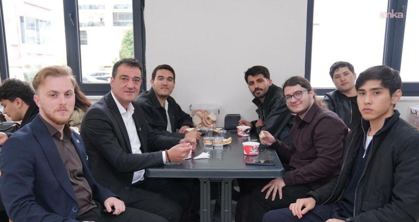 Giresun Belediye Başkanı Fuat Köse, Gençlik Haftası etkinlikleri kapsamında belediye
