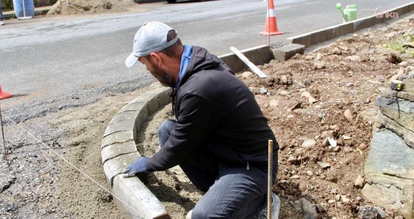 Giresun Belediyesi Fen İşleri Müdürlüğü ekipleri tarafından kent genelinde sürdürülen