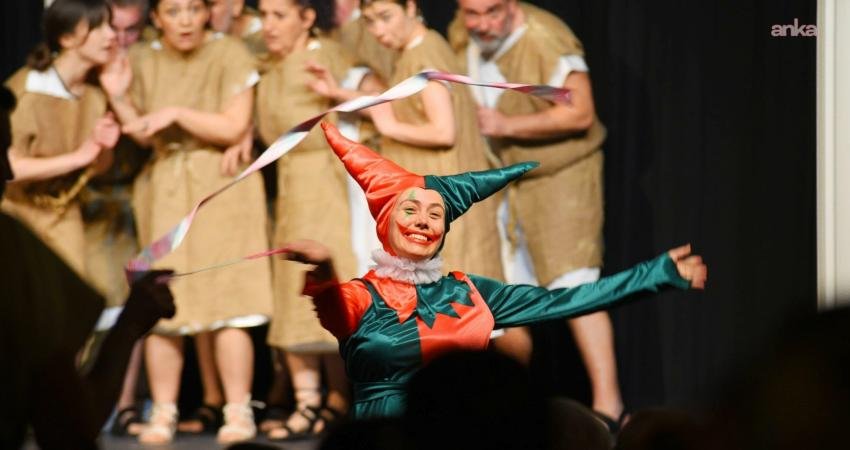 Giresun Belediyesi ev sahipliğinde düzenlenen "29. Fevzi Bayazıtoğlu Tiyatro Günleri"