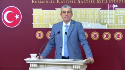 CHP Grup Başkanvekili Gökhan Günaydın, Uşak Belediye Başkanı Özkan Yalım'ın