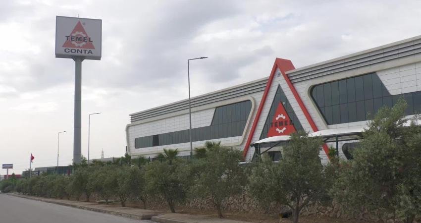 İzmir’in Torbalı ilçesinde 500 günü aşkın süredir grevlerini sürdüren Petrol-İş
