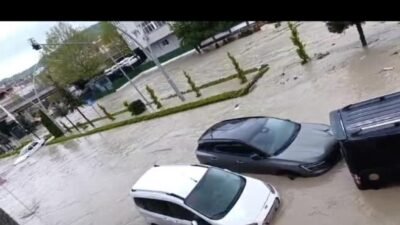 Samsun’un Havza ilçesinde etkili olan sağanak yağış sonrası taşan Çayırözü
