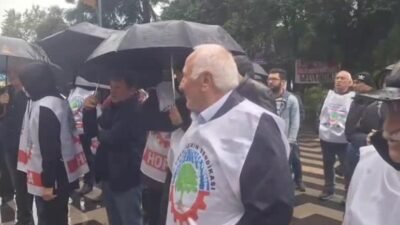 Tüm Emekliler Sendikası Hopa Şubesi, Kurban Bayramı öncesinde Hopa’da yaptığı