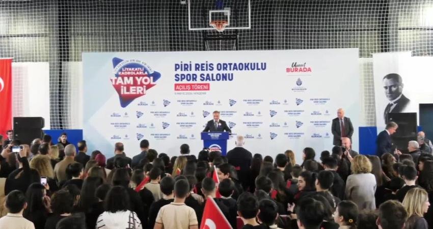 İstanbul Büyükşehir Belediye (İBB) Başkanvekili Nuri Aslan, Ataşehir’de bulunan Piri