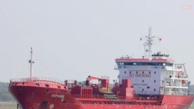 İran Devrim Muhafızları, Hürmüz Boğazı’nda seyreden bir petrol tankerinin yapılan