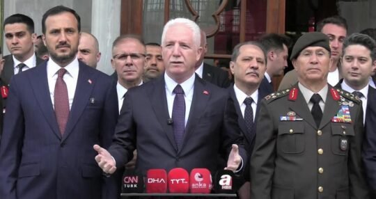 İstanbul’un Fethi’nin 573. yıl dönümü dolayısıyla kutlamalar yapılıyor. İlk olarak