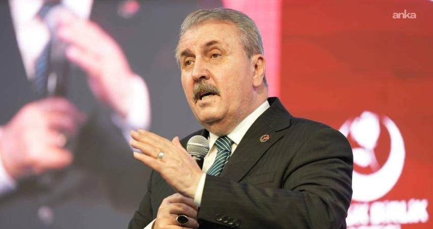 Büyük Birlik Partisi Genel Başkanı Mustafa Destici, İstanbul'un Fethi'nin 573.