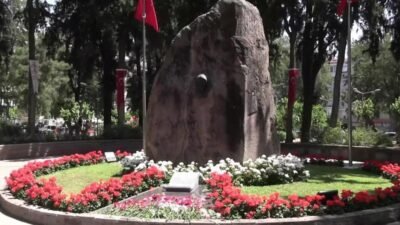 İYİ Parti Genel Başkanı Genel Başkanı Müsavat Dervişoğlu, Anneler Günü