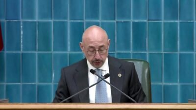 İYİ Parti Genel Başkanı Müsavat Dervişoğlu, "Sorarsanız eksikleri 'Yeni Anayasa'. Bunların