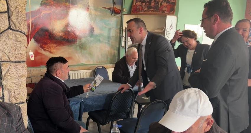 İYİ Parti Genel Başkan Yardımcısı Volkan Yılmaz, Yozgat’ta esnaf ziyaretinde