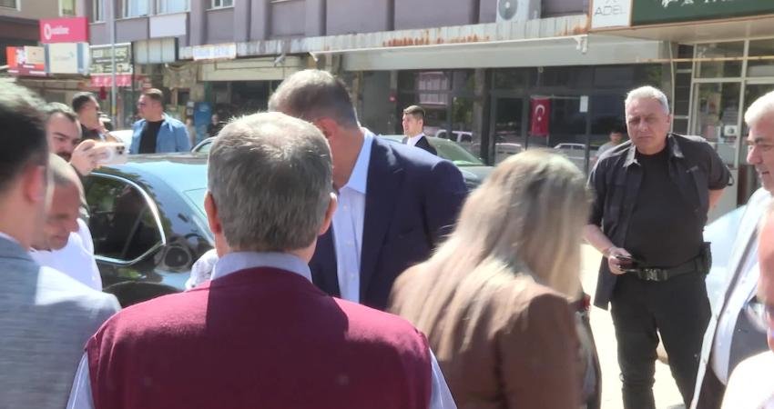İzmir Büyükşehir Belediye Başkanı Cemil Tugay, bayramın üçüncü gününde Kiraz’da